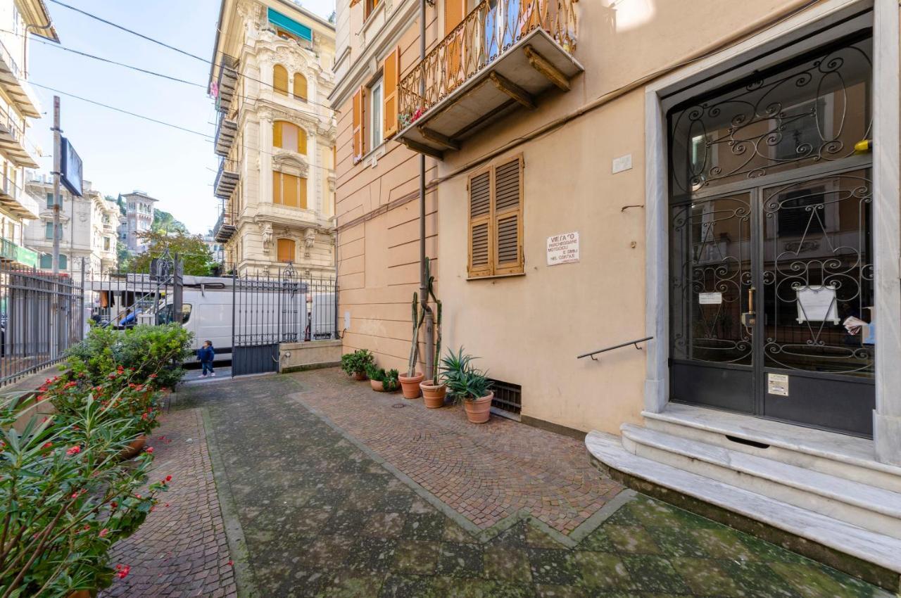 Appartement Altido Modern Flat For 6 In The Heart Of Genova Foce Extérieur photo